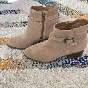 New GAP suede leather booties ankle boots strap detail beige tan nude heel